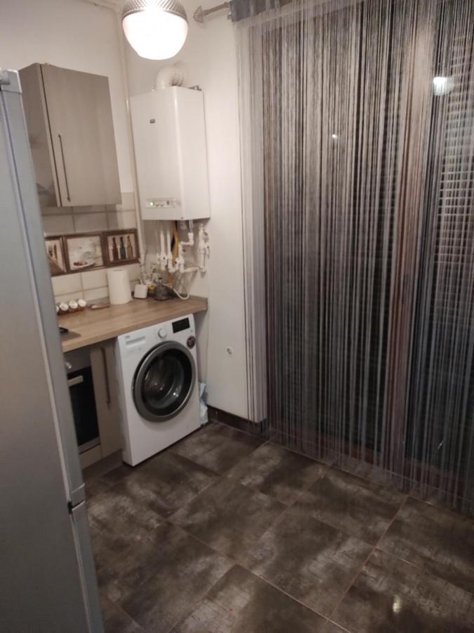 The Unique Apartment Roşu Exteriör bild